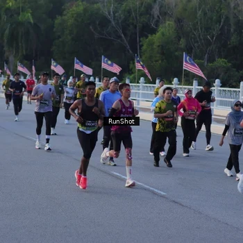 Runner Photo 7109313