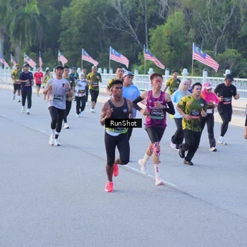 Runner Photo 7109317