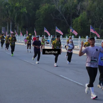 Runner Photo 7109348