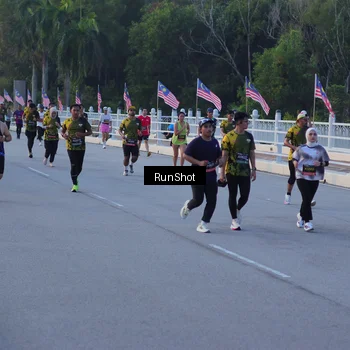 Runner Photo 7109360