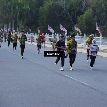 Runner Photo 7109362