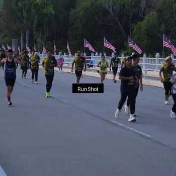 Runner Photo 7109365