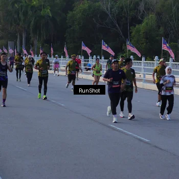Runner Photo 7109370