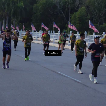 Runner Photo 7109379