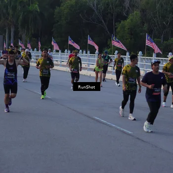 Runner Photo 7109380