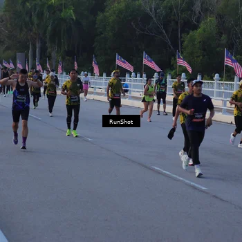 Runner Photo 7109383