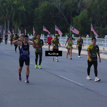 Runner Photo 7109388