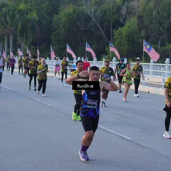 Runner Photo 7109390