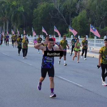 Runner Photo 7109392