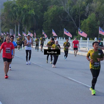 Runner Photo 7109412