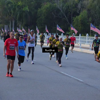 Runner Photo 7109414