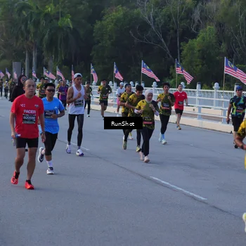 Runner Photo 7109415