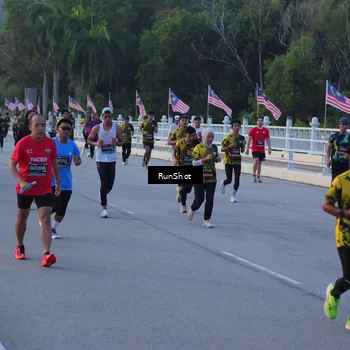 Runner Photo 7109416