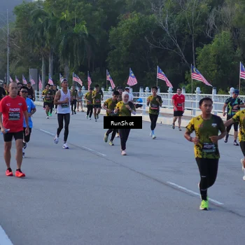 Runner Photo 7109419