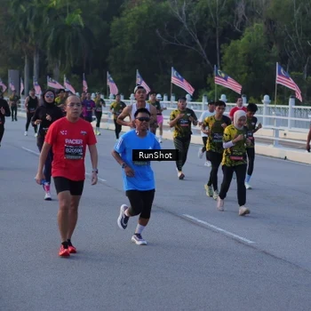 Runner Photo 7109427