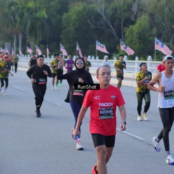 Runner Photo 7109448