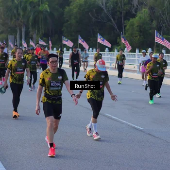 Runner Photo 7109477