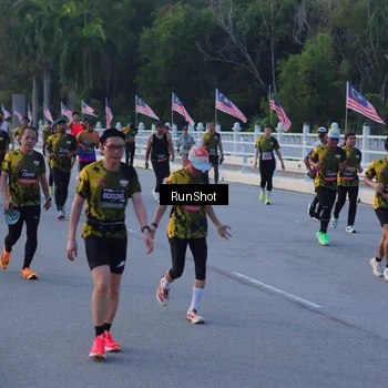 Runner Photo 7109480