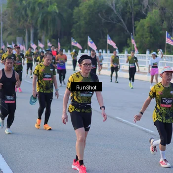 Runner Photo 7109483