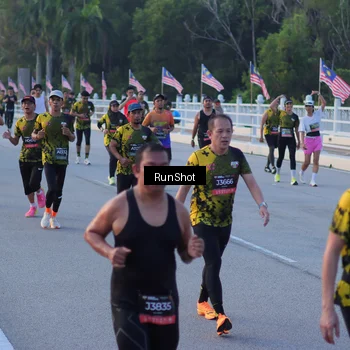 Runner Photo 7109504