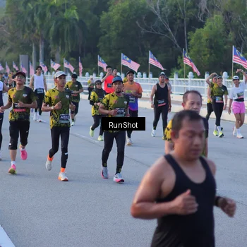 Runner Photo 7109505