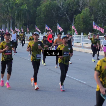 Runner Photo 7109512