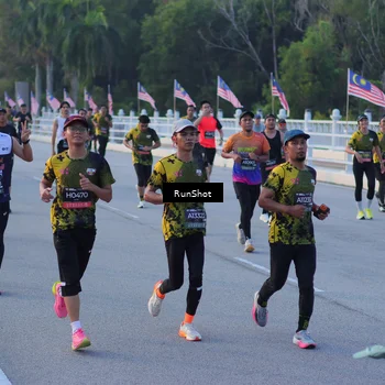 Runner Photo 7109515
