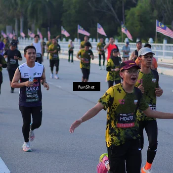 Runner Photo 7109523