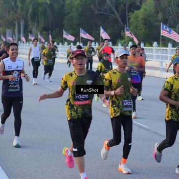 Runner Photo 7109530