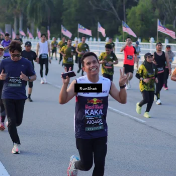 Runner Photo 7109533