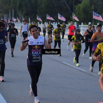 Runner Photo 7109540