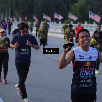 Runner Photo 7109543