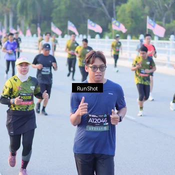 Runner Photo 7109551