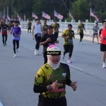 Runner Photo 7109557