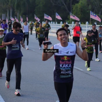 Runner Photo 7109558