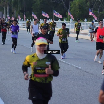 Runner Photo 7109560