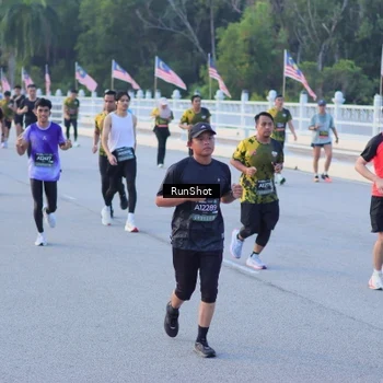 Runner Photo 7109563