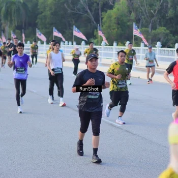 Runner Photo 7109564