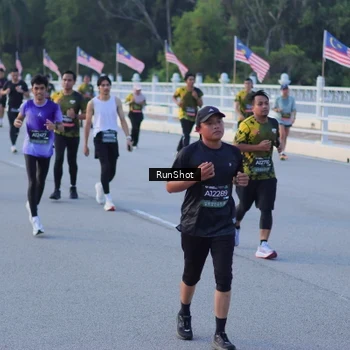 Runner Photo 7109567