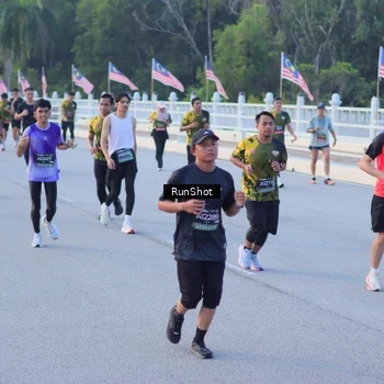 Runner Photo 7109571