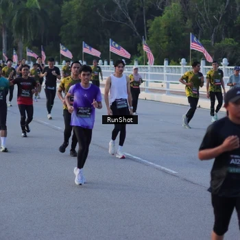 Runner Photo 7109574