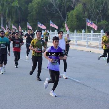 Runner Photo 7109578
