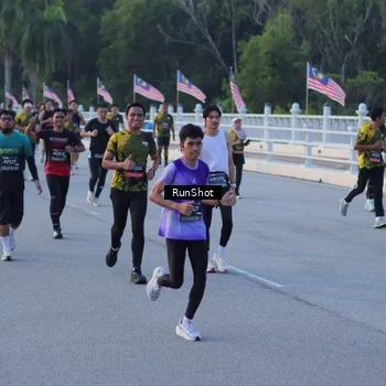 Runner Photo 7109579