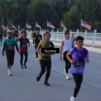 Runner Photo 7109589