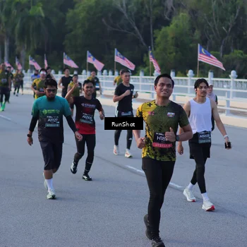 Runner Photo 7109592