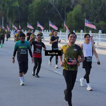 Runner Photo 7109593