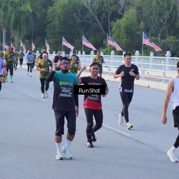 Runner Photo 7109602