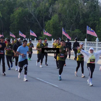 Runner Photo 7109604