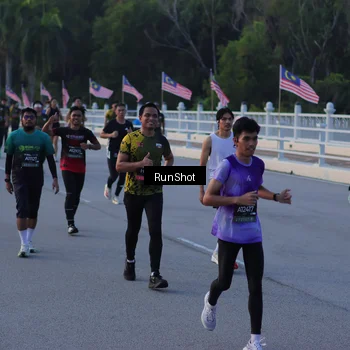 Runner Photo 7109607
