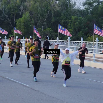 Runner Photo 7109610